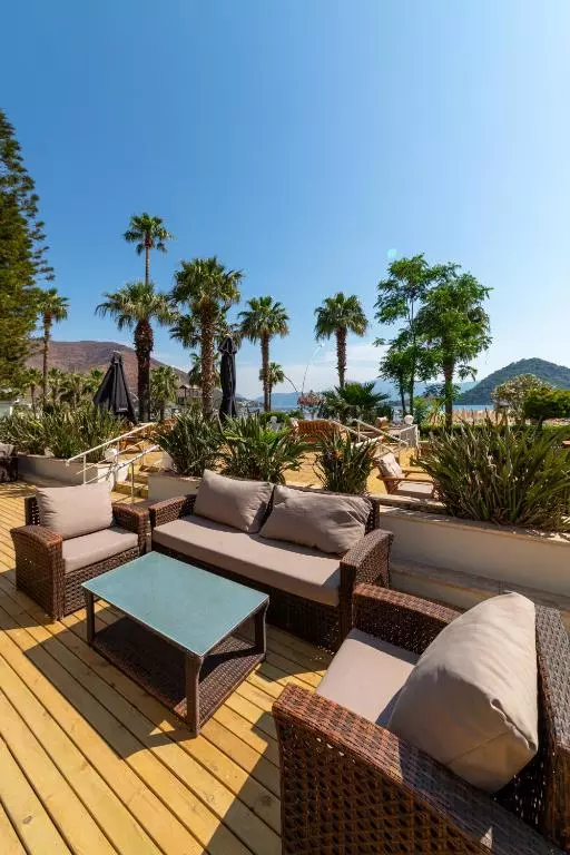 Faros Premium Beach BALCONY.jpg